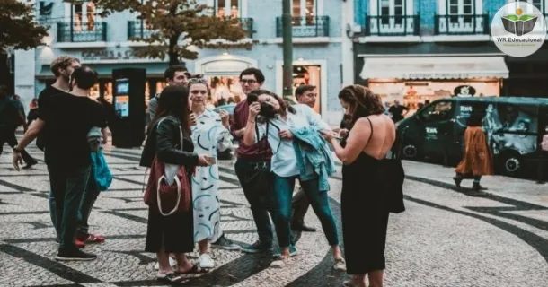 Curso de educação a distância de Comunicação Social