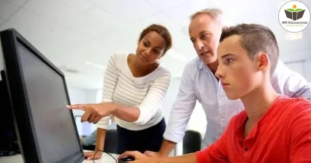Curso de educação a distância de Introdução em Informática Educativa