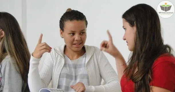 Curso de educação a distância de Noções Básicas em Deficiência Auditiva